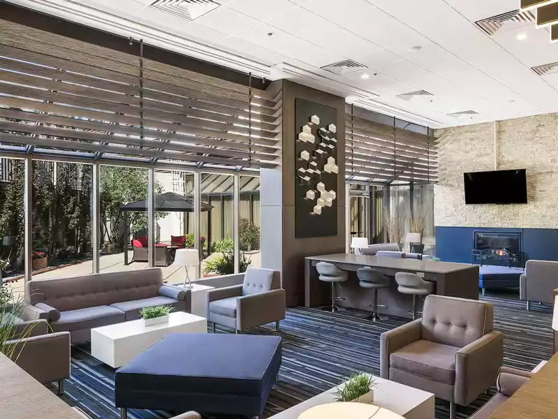 Best Western Premier Calgary Plaza Hotel