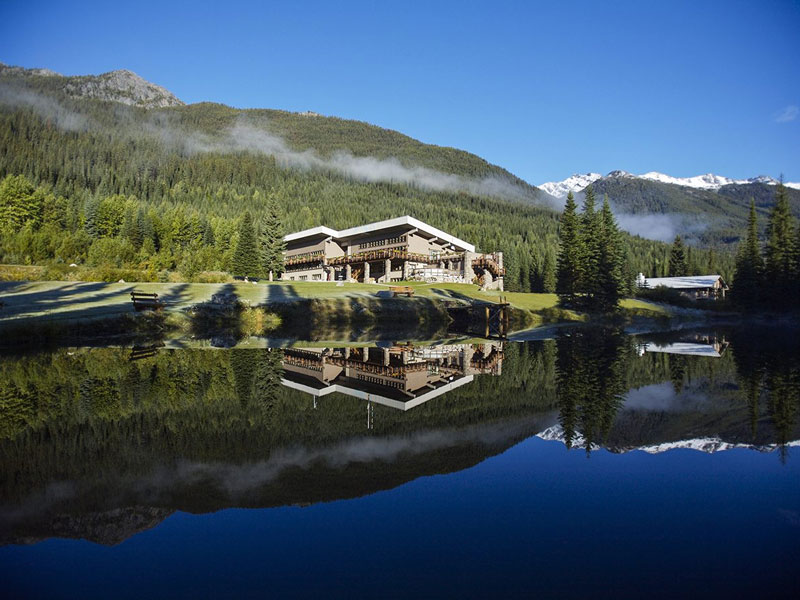 5. Resort - CMH - Bugaboo Lodge - Heli Hiking