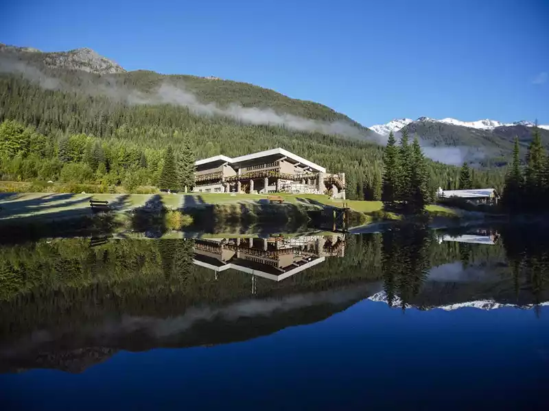 5. Resort - CMH - Bugaboo Lodge - Heli Hiking