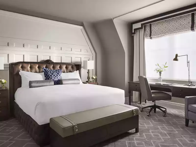 6. Fairmont Hotyel Macdonald