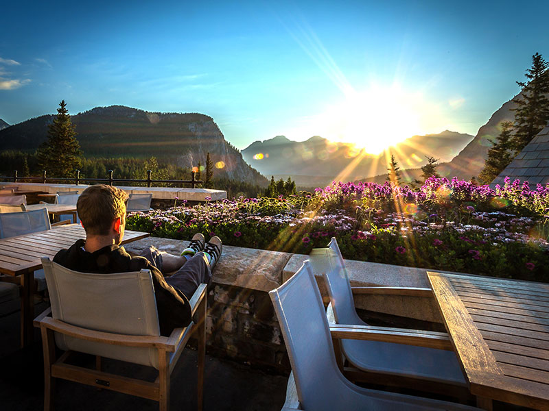 AB Fairmont Banff Springs Patio COPY