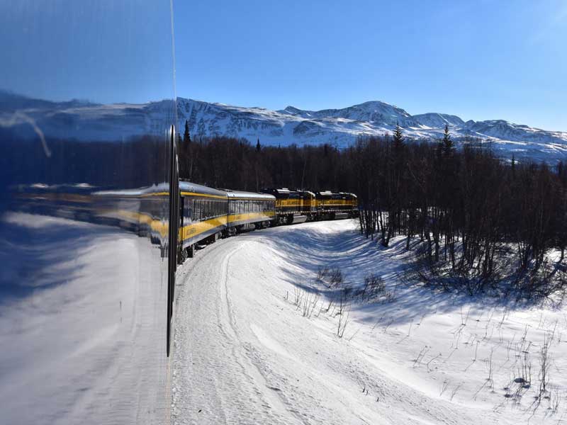 Alaska Aurora Winter Train with Chena Hot Springs 2