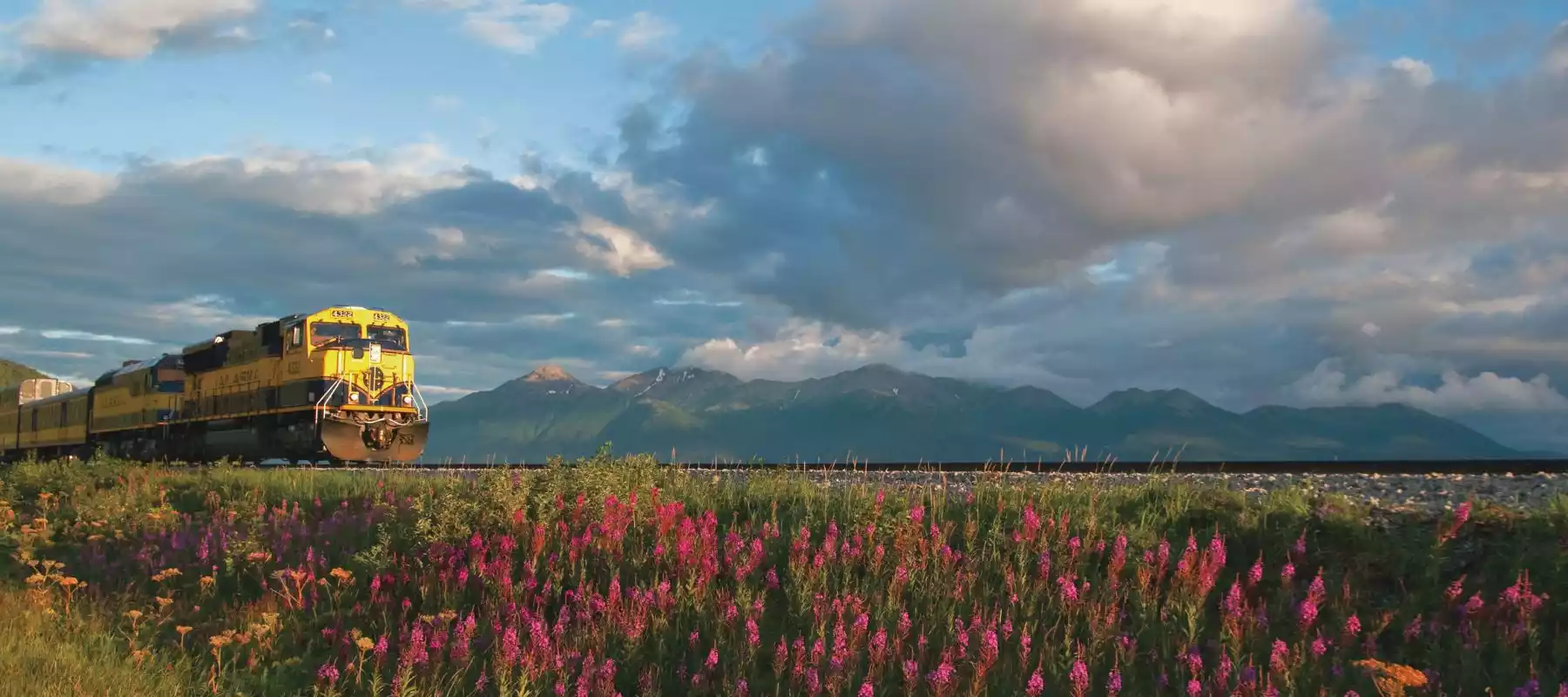 6 Unforgettable Alaska Train Tours to Take with Alaska Railroad 6 Unforgettable Alaska Train Tours to Take with Alaska Railroad