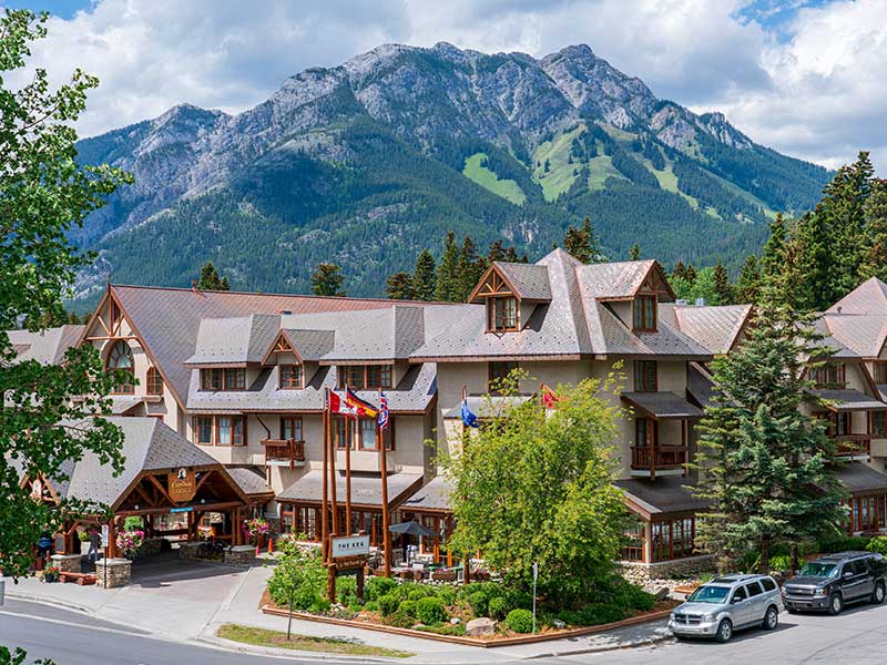 Banff Caribou Lodge