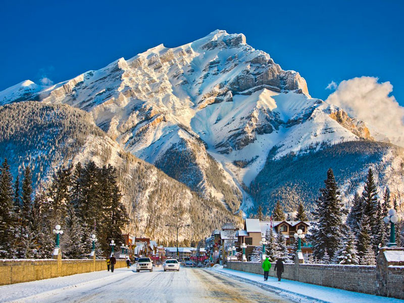 Banff Ski Packages 7 Nights with 5 of 7 Day Ski Pass 8