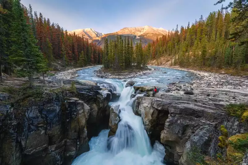 Discovering Jasper Alberta This Summer! Main