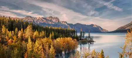 Fall in Canada: Outstanding Rockies Destinations & Packages Fall in Canada: Outstanding Rockies Destinations & Packages