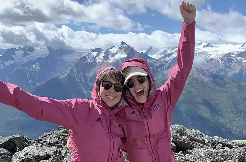 Heli-Hiking in the Canadian Rockies: Tips by Canada Travel Experts Heli-Hiking in the Canadian Rockies: Tips by Canada Travel Experts