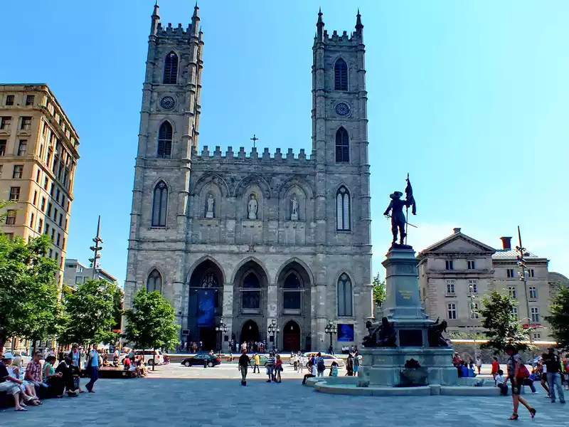 Montreal Spade & Palacio - Beyond Basilica Walking Tour
