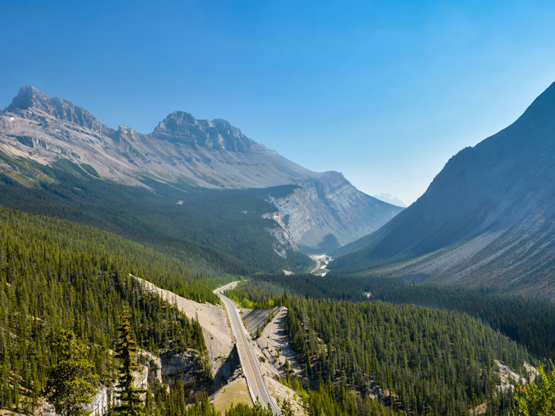 Reflections of the West Luxury Train to the Canadian Rockies 3