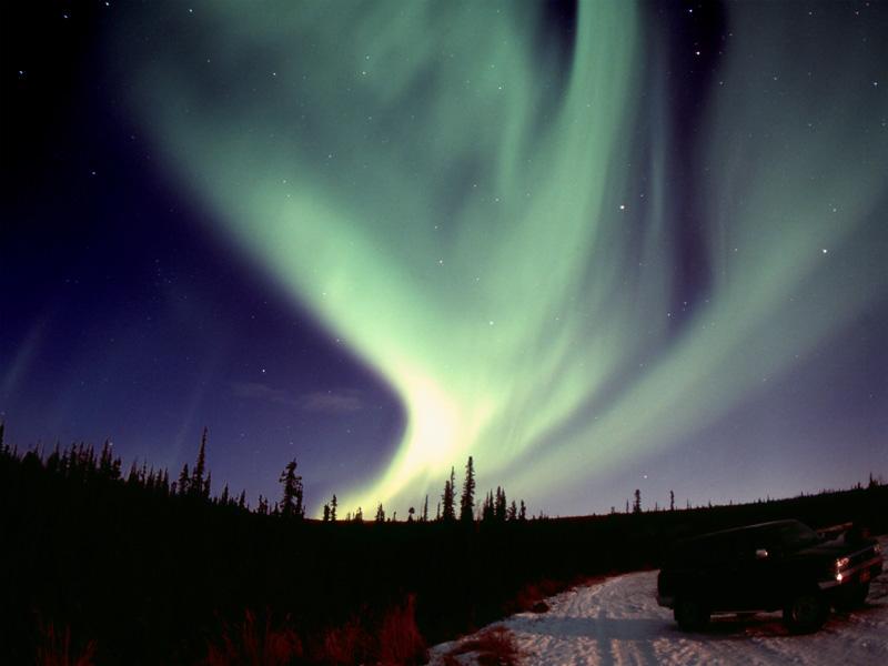 Yukon Northern Lights Tour Redefines a Night Out 3